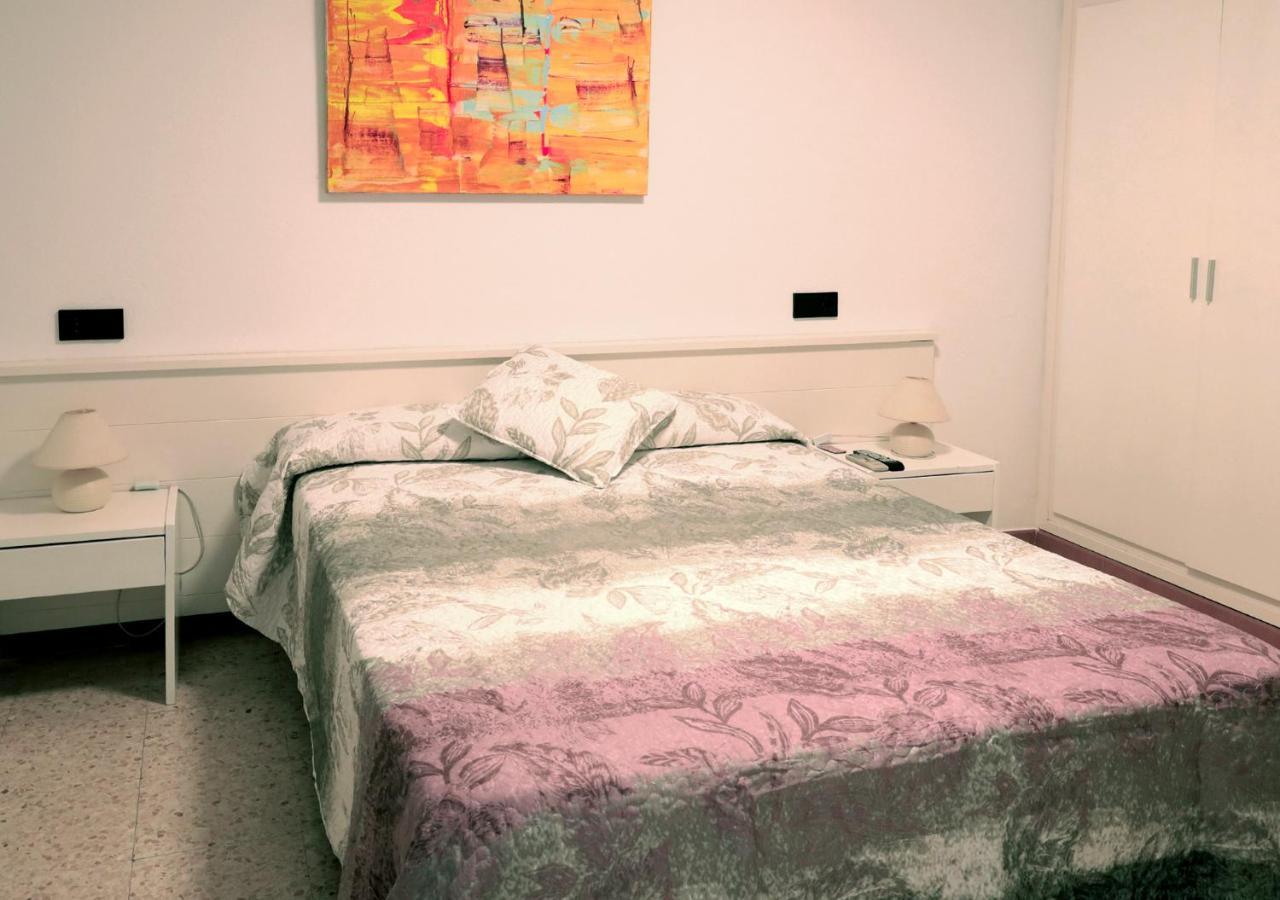 Hostal Lara Llanca Bagian luar foto