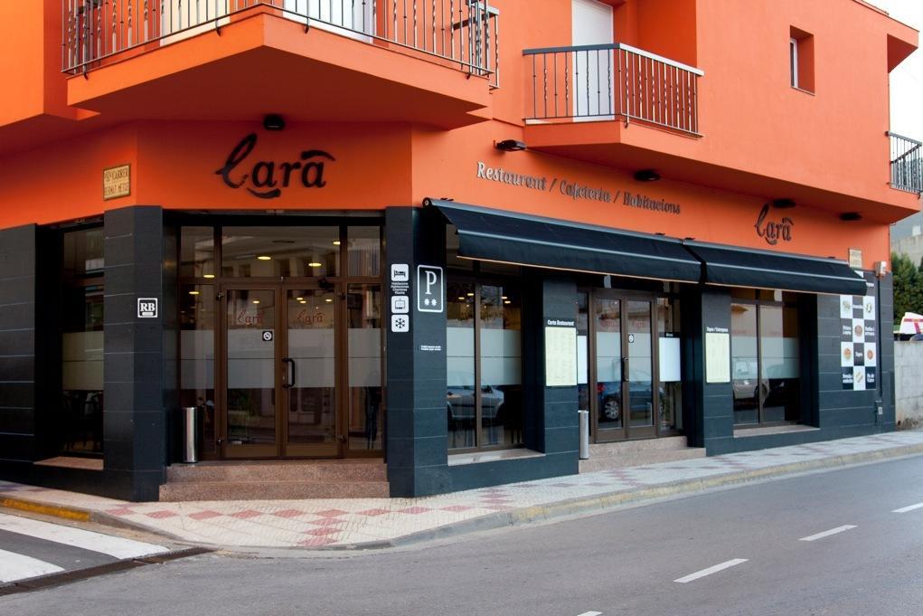 Hostal Lara Llanca Bagian luar foto