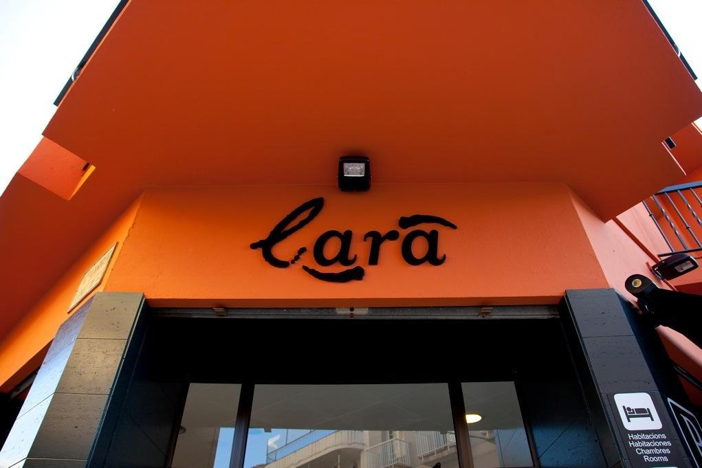Hostal Lara Llanca Bagian luar foto